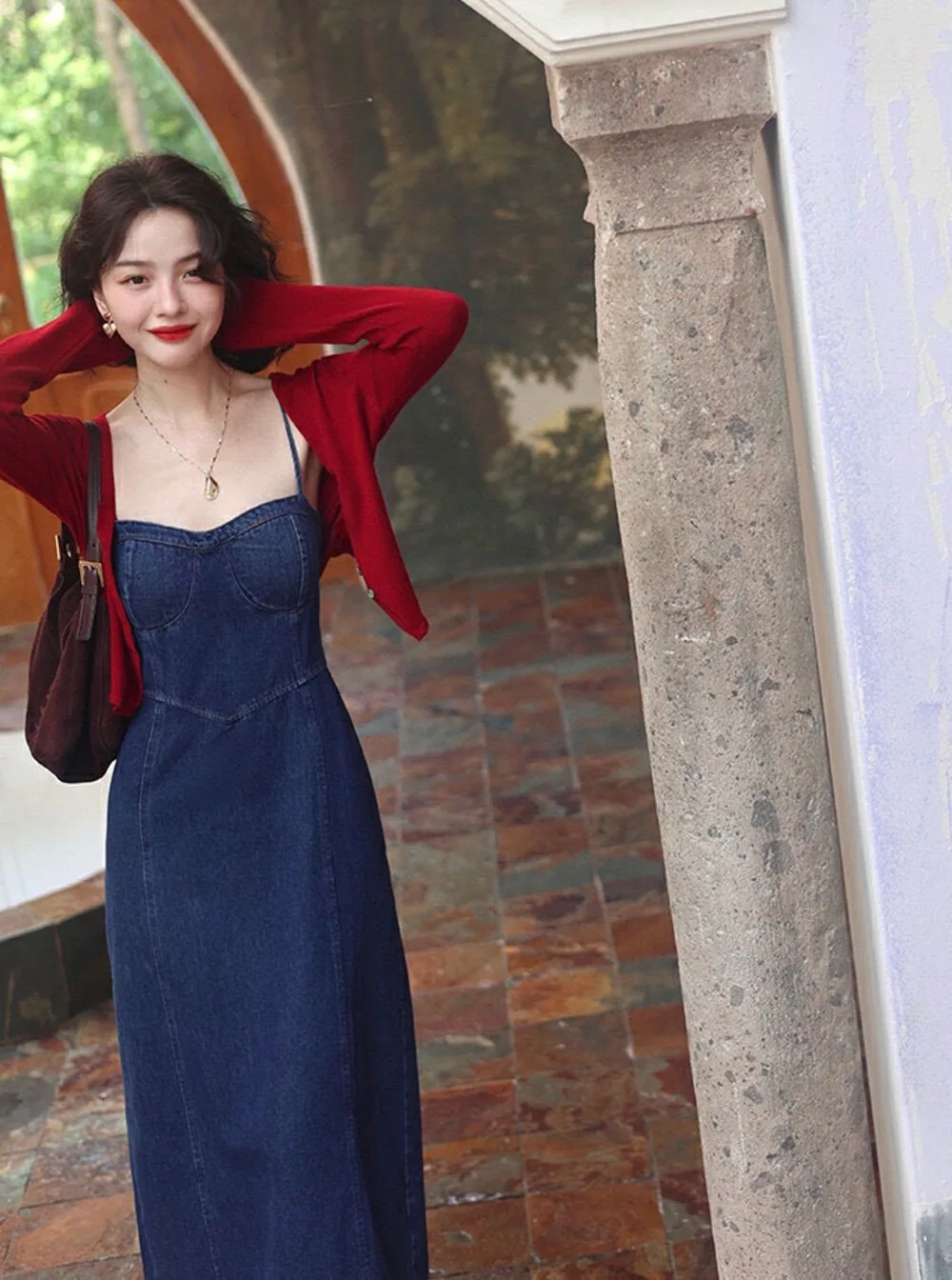 Denim dress suit knitted cardigan retro slim long sleeve red two-piece set new women sexy fashion temperament spring 2023
Denim dress suit knitted cardigan retro slim long sleeve red two-piece set new women sexy fashion temperament spring 2023