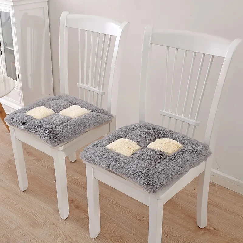 Winter Plush Seat Cushion Non-slip Thickened Chair Mat Simple Modern Office Warm Chair Pad Home Decorative Dining Chair Cushion 
Winter Plush Seat Cushion Non-slip Thickened Chair Mat Simple Modern Office Warm Chair Pad Home Decorative Dining Chair Cushion