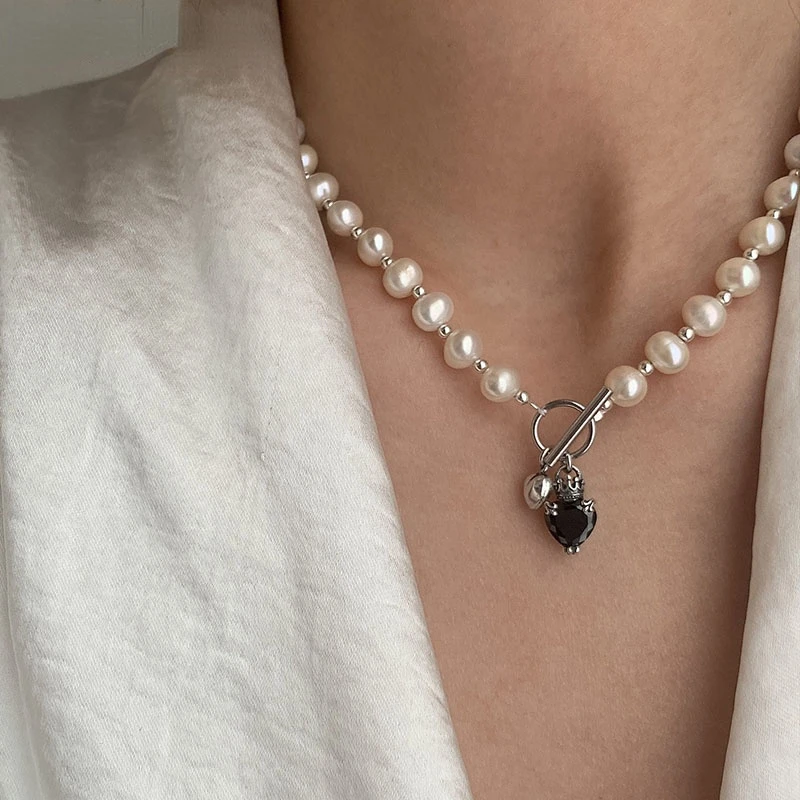 925 Sterling Silver Pearls Necklace for Women New Fashion Charming Creative OT Buckle Design Black Zircon Bride Jewelry
925 Sterling Silver Pearls Necklace for Women New Fashion Charming Creative OT Buckle Design Black Zircon Bride Jewelry