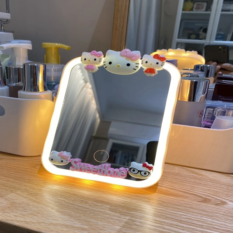 Складное зеркало Hello kitty, складное портативное туалетное светодиодный с подсветкой
Складное зеркало Hello kitty, складное портативное туалетное светодиодный с подсветкой