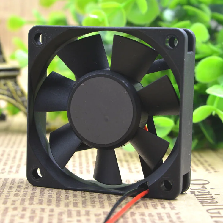 YONGLIN DFC601512L 12V 0.08A 6CM 6015 SILENT CHASSIS POWER COOLING FAN
YONGLIN DFC601512L 12V 0.08A 6CM 6015 SILENT CHASSIS POWER COOLING FAN