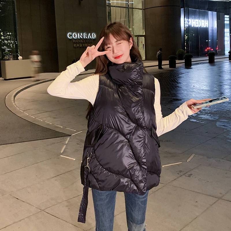 Winter Oversize Women's Down Vest 2021 New Women Coats Female Big Pocket Waistcoat Autumn Puffer Jacket Loose Parkas Outcaot New 
Winter Oversize Women's Down Vest 2021 New Women Coats Female Big Pocket Waistcoat Autumn Puffer Jacket Loose Parkas Outcaot New