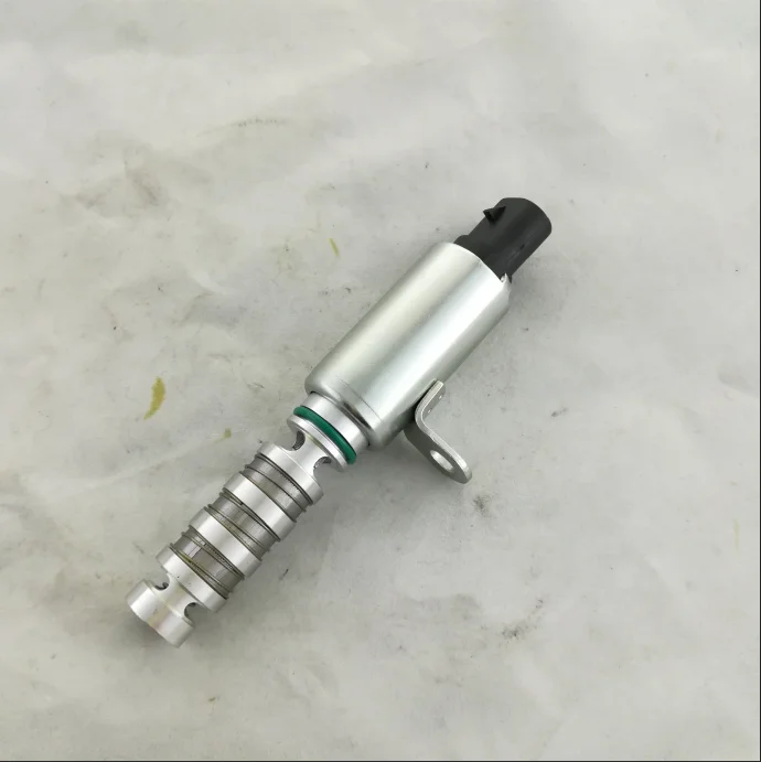 VVT Timing Solenoid Oil Control Valve Fit For Elantra Carens IV Optima VVT Oil Control Valve 24355-2E100
VVT Timing Solenoid Oil Control Valve Fit For Elantra Carens IV Optima VVT Oil Control Valve 24355-2E100