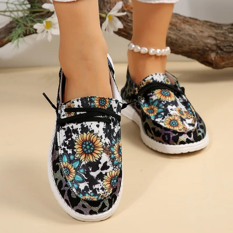 2023 Canvas Shoes Woman Light Weight Slip-on Flat Sneakers Ladies Summer Breathable Cloth Loafers Brand Design Print
2023 Canvas Shoes Woman Light Weight Slip-on Flat Sneakers Ladies Summer Breathable Cloth Loafers Brand Design Print