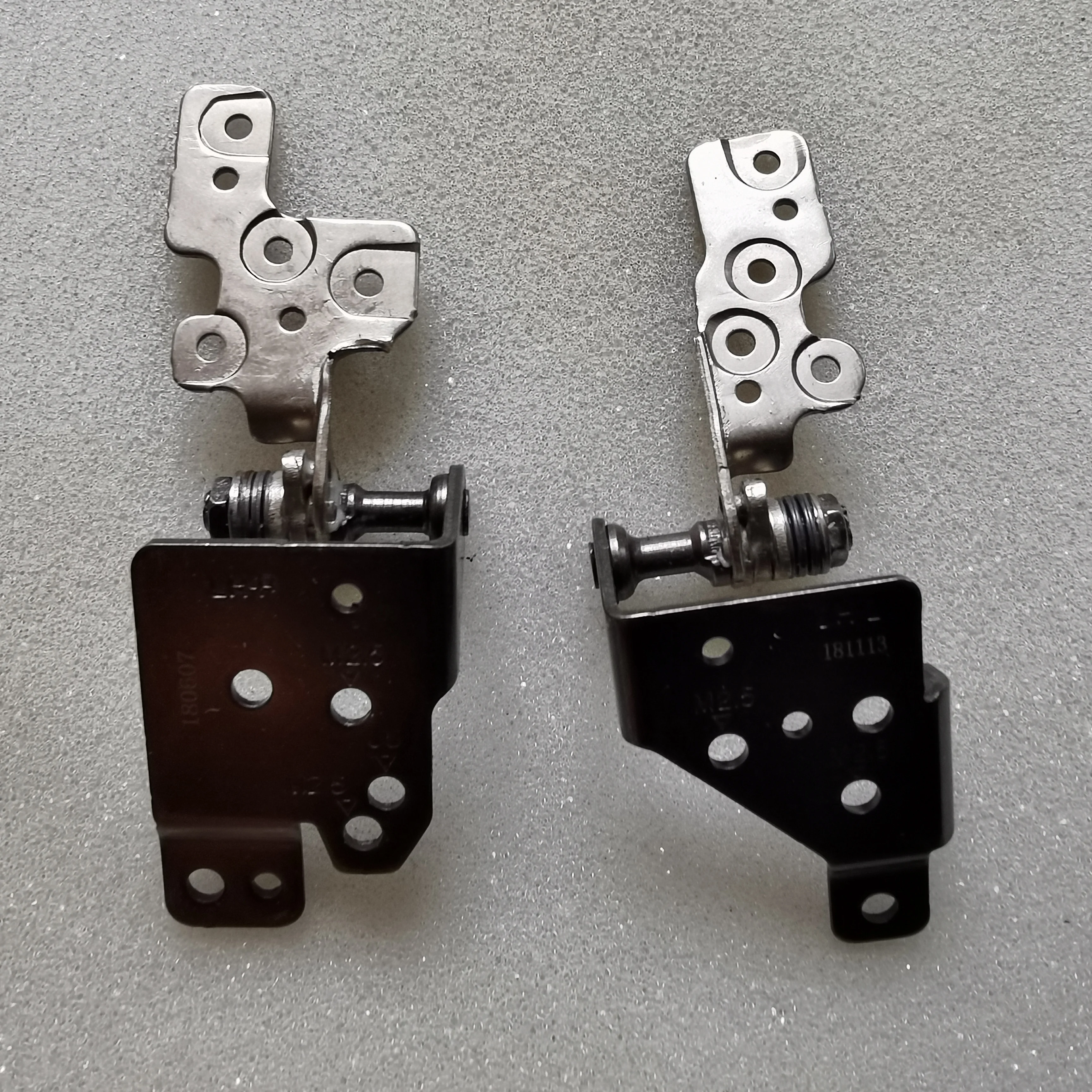 New laptop lcd hinge for MSI GE62 ms-16j1 ms-16j2 ms-16j3 -16J4 -16J5 -16J9 -16JB pair
New laptop lcd hinge for MSI GE62 ms-16j1 ms-16j2 ms-16j3 -16J4 -16J5 -16J9 -16JB pair