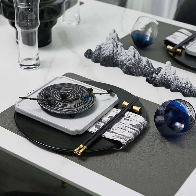 Китайская синяя серия, модель для комнаты, набор обеденных тарелок, обеденный стол, демонстрационная модель для комнаты, Западная Посуда 
Китайская синяя серия, модель для комнаты, набор обеденных тарелок, обеденный стол, демонстрационная модель для комнаты, Западная Посуда