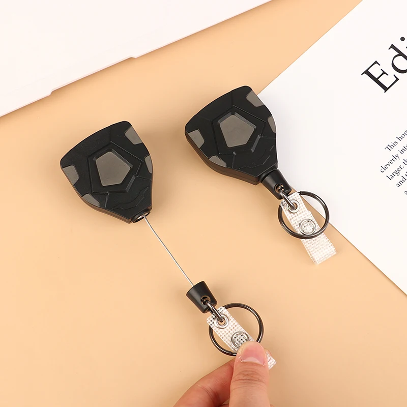 1Pc Black Triangle Carabiner Easy-To-Pull Buckle Elastic Key Chain Sporty Retractable Key Ring Adjustable Easy-To-Pull Buckle
1Pc Black Triangle Carabiner Easy-To-Pull Buckle Elastic Key Chain Sporty Retractable Key Ring Adjustable Easy-To-Pull Buckle
