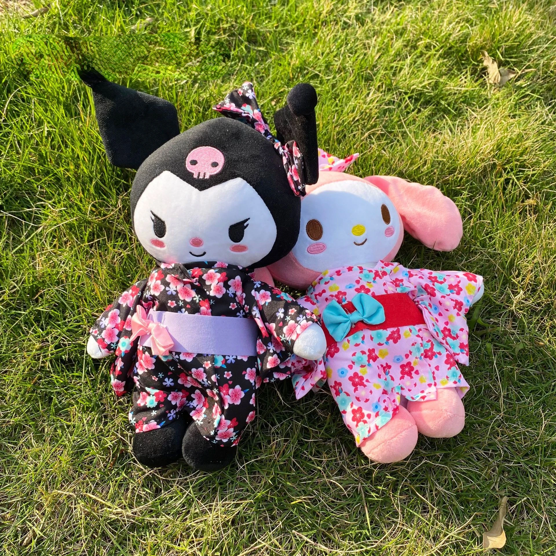 Kawaii Sanrio Плюшевые игрушки Аниме Kuromi My Melody Мягкие плюшевые куклы мультфильм мягкая игрушка для детей Sanrio декор комнаты милые подарки для дево...
Kawaii Sanrio Плюшевые игрушки Аниме Kuromi My Melody Мягкие плюшевые куклы мультфильм мягкая игрушка для детей Sanrio декор комнаты милые подарки для дево...