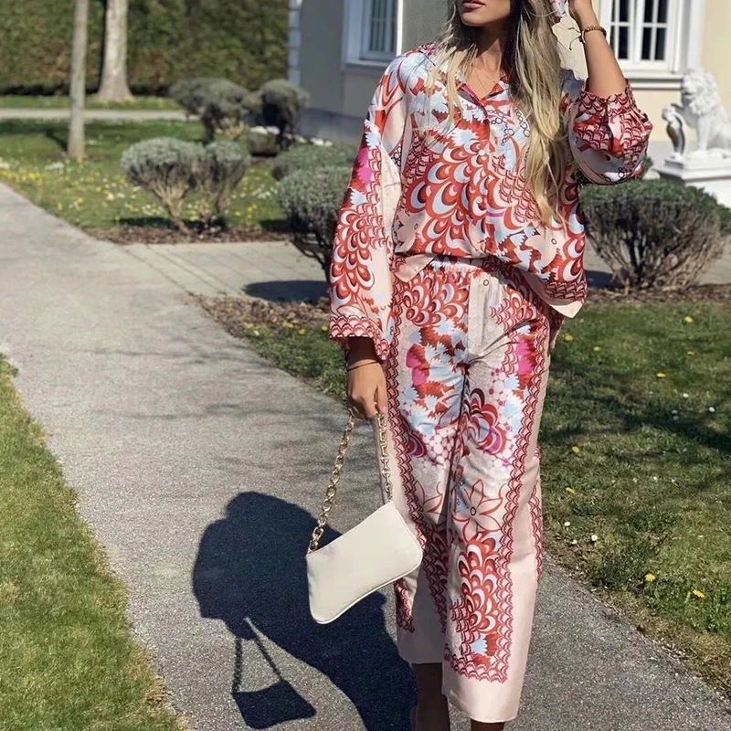 2022 Women Summer Suits Blouse Shirt + Wide Leg High Waist Pants Fashion Female Trousers Sets 2 Pieces Sets Women Loose Clothing
2022 Women Summer Suits Blouse Shirt + Wide Leg High Waist Pants Fashion Female Trousers Sets 2 Pieces Sets Women Loose Clothing