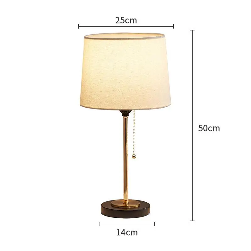 Настольная лампа XULULIGHT металлическая золотая 
Настольная лампа XULULIGHT металлическая золотая