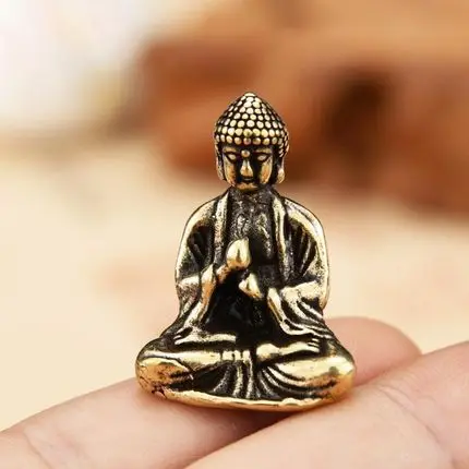 Exquisite antique pure copper Sakyamuni mini Buddha small Buddha statue ornament
Exquisite antique pure copper Sakyamuni mini Buddha small Buddha statue ornament