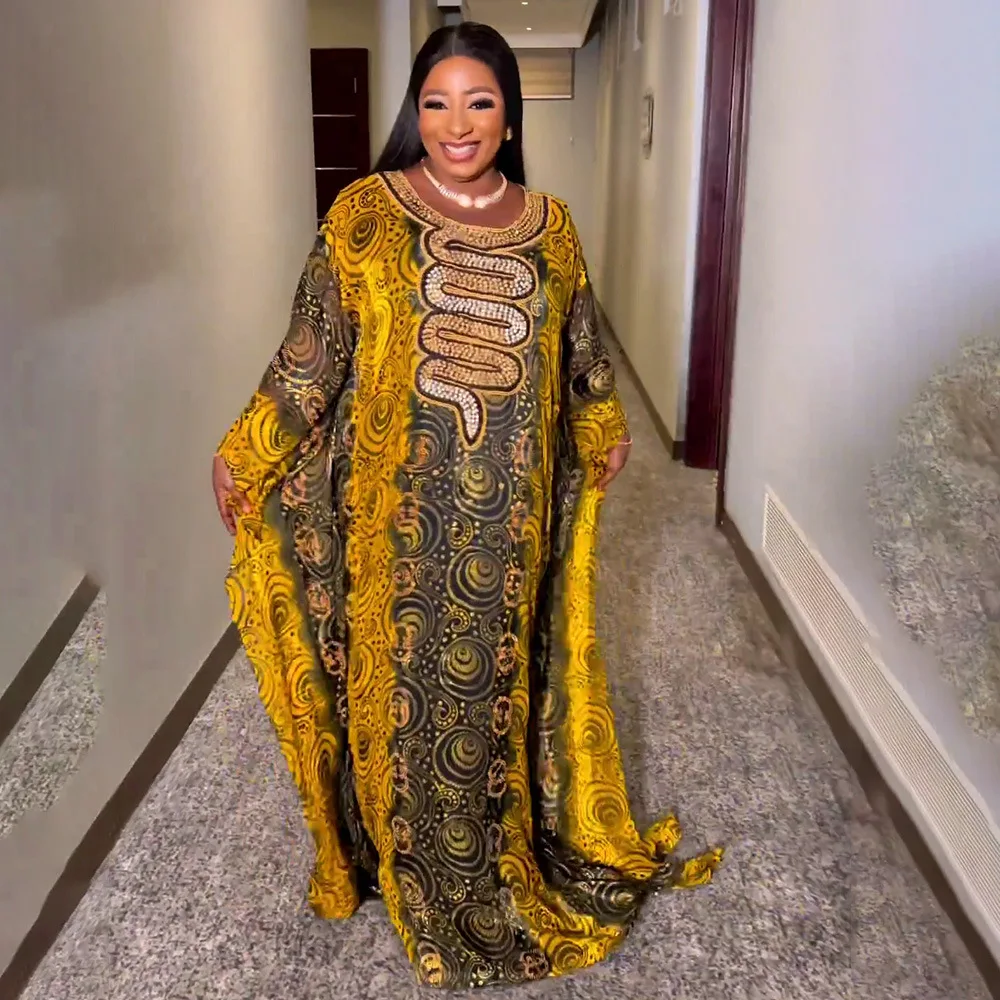 Plus Size African Dresses for 2023 New Women Chiffon Print Diamonds Boubou Robe Muslim Loose Maxi Dashiki Dress Dubai Abaya Gown
Plus Size African Dresses for 2023 New Women Chiffon Print Diamonds Boubou Robe Muslim Loose Maxi Dashiki Dress Dubai Abaya Gown