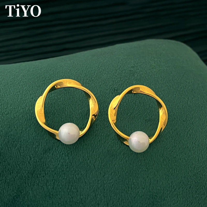 Trendy Jewelry 925 Silver Needle Small Round Pearl Earrings Simply Geometric High Quality Copper Stud Earrings For Women Gifts
Trendy Jewelry 925 Silver Needle Small Round Pearl Earrings Simply Geometric High Quality Copper Stud Earrings For Women Gifts