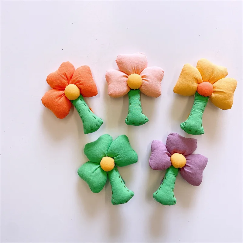 South Korea's Sweet Spring Cloth Clover Girl Flower Press Clip Stuffed Cotton Hairpin for Children's Fashion Hair Accessories
South Korea's Sweet Spring Cloth Clover Girl Flower Press Clip Stuffed Cotton Hairpin for Children's Fashion Hair Accessories