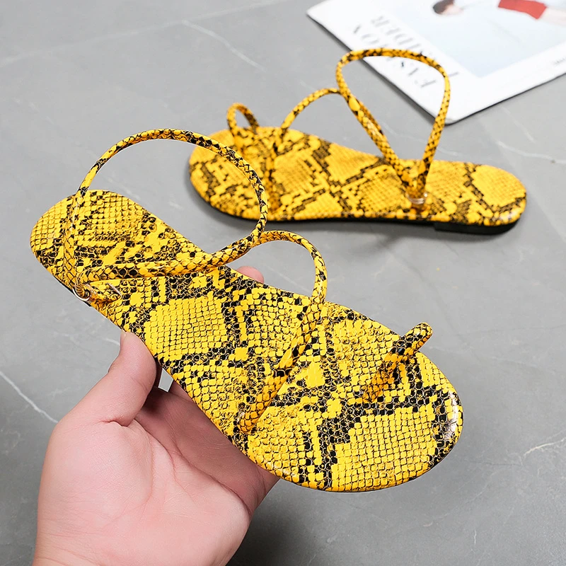 2022 New Sexy Fashion Flat Low Heel round Toe Open Toe Toe Covering Solid Color Ankle-Strap Buckle Women's Sandals
2022 New Sexy Fashion Flat Low Heel round Toe Open Toe Toe Covering Solid Color Ankle-Strap Buckle Women's Sandals