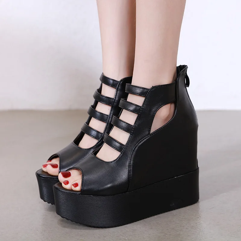 2022 New Korean Women Wedges Cool Boots Hollow Platform Sandals Shoes for Women High Heels Fish Mouth Black Women's Shoes
2022 New Korean Women Wedges Cool Boots Hollow Platform Sandals Shoes for Women High Heels Fish Mouth Black Women's Shoes