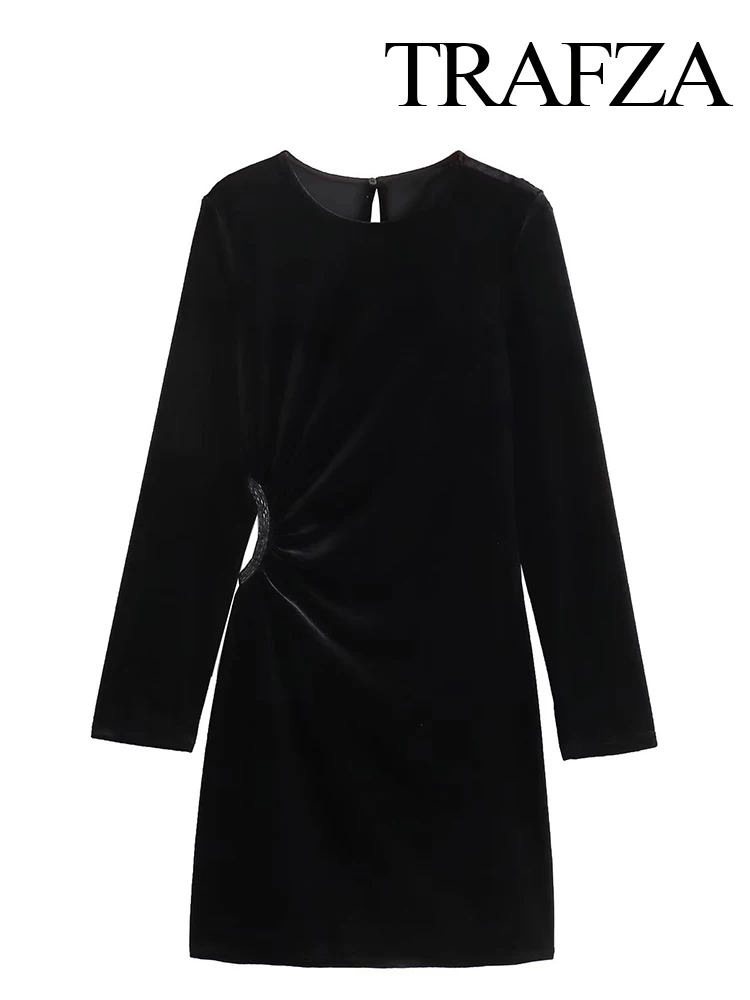 TRAFZA New Fashion Woman Velvet Mini Dress Cut Out Black Short Dress Women Vintage Chic Button Back Long Sleeve Evening Dress
TRAFZA New Fashion Woman Velvet Mini Dress Cut Out Black Short Dress Women Vintage Chic Button Back Long Sleeve Evening Dress