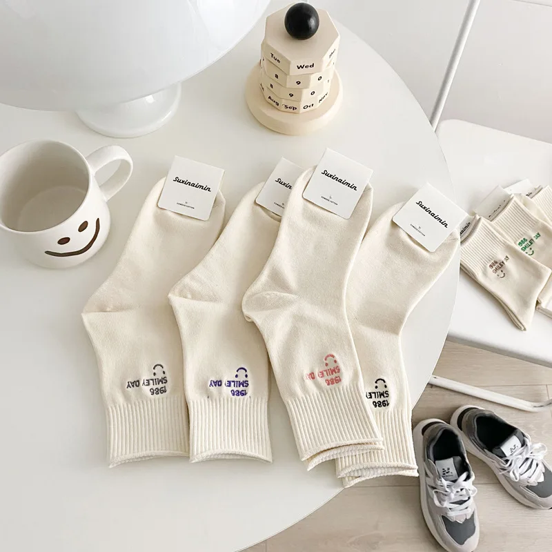 Smiley Face Socks Spring New White Japanese College Style Ins Letter Embroidery Tide Socks Wild Cotton Socks Women
Smiley Face Socks Spring New White Japanese College Style Ins Letter Embroidery Tide Socks Wild Cotton Socks Women