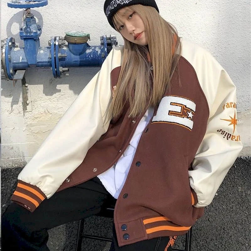 Oversized Vintage Streetwear Baseball Uniform Jacket Women Harajuku PU Leather Contrast Stitch Casual Brown Jacket Unisex Tops
Oversized Vintage Streetwear Baseball Uniform Jacket Women Harajuku PU Leather Contrast Stitch Casual Brown Jacket Unisex Tops