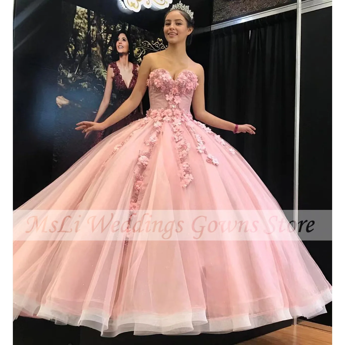 Женское платье с открытыми плечами, бальное платье с 3D цветами, модель 15 лет 
Женское платье с открытыми плечами, бальное платье с 3D цветами, модель 15 лет