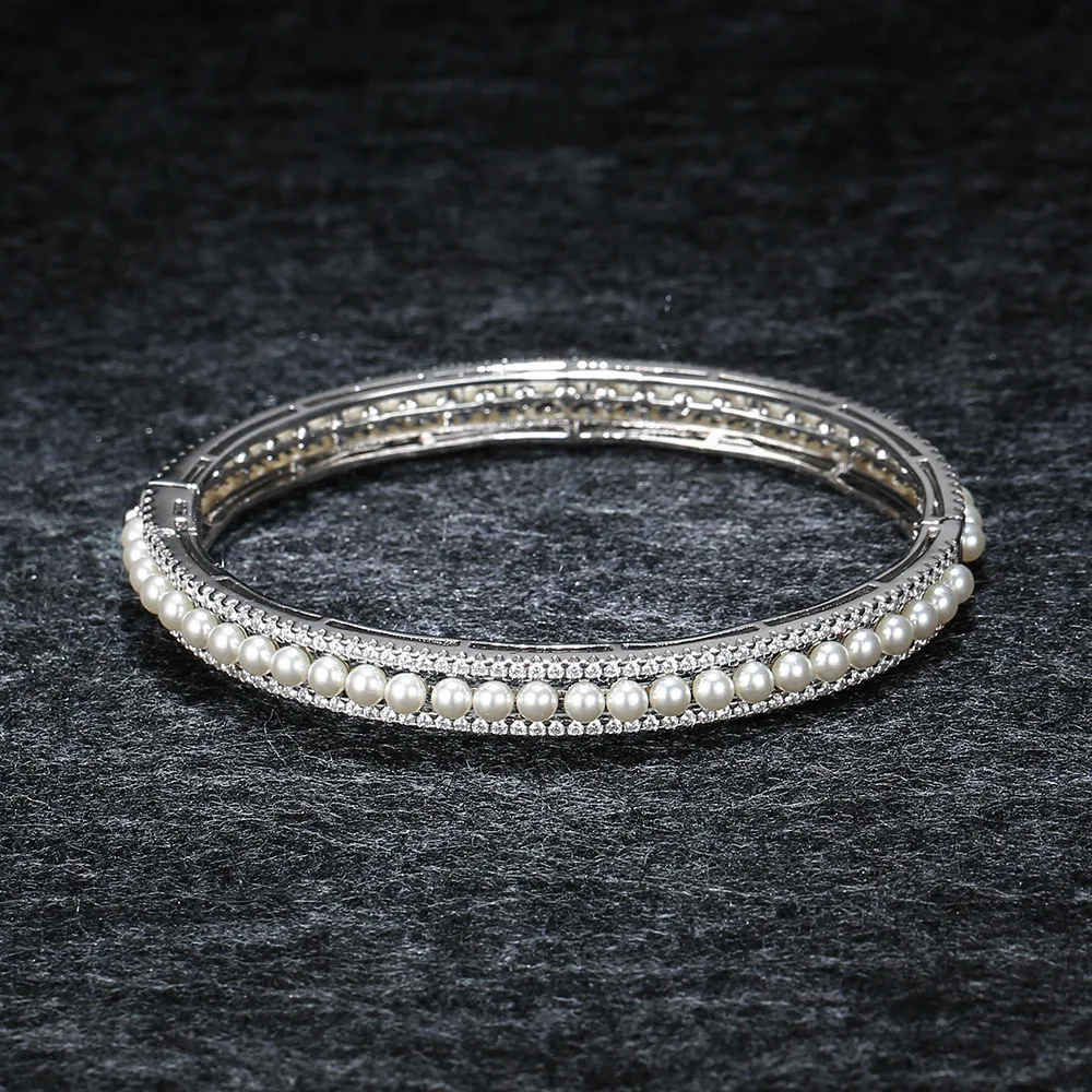 APM STYLE High Quality 925 Sterling Silver Pearl Bracelet Gentle Temperament Diamond-encrusted Bracelet For Girlfriend Gifts
APM STYLE High Quality 925 Sterling Silver Pearl Bracelet Gentle Temperament Diamond-encrusted Bracelet For Girlfriend Gifts