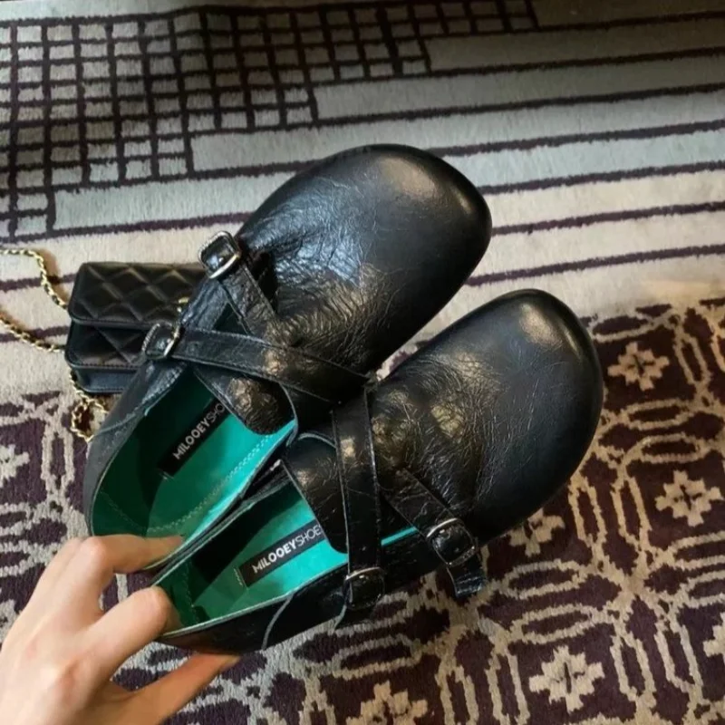 Women Flats 2023 Spring New Plus Size Single Shoes Fashion Soft Leather Slip on Women Casual Shoes Vintage Cork Women Loafers
Women Flats 2023 Spring New Plus Size Single Shoes Fashion Soft Leather Slip on Women Casual Shoes Vintage Cork Women Loafers