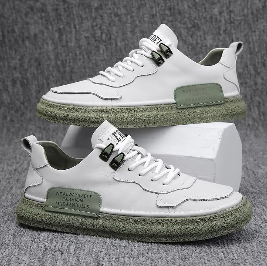 Men Sneakers 2022 New Breathable Lace Up Women Leather Shoes Fashion Casua Men Running Shoes
Men Sneakers 2022 New Breathable Lace Up Women Leather Shoes Fashion Casua Men Running Shoes