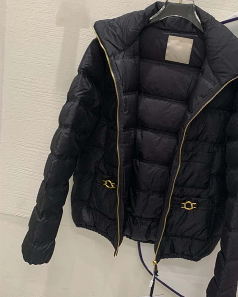 Hot Luxury Letters High Quality Down Jacket Brand Design Winter Keep Warm Hooded Simple Large Size Men Women Y2K Tops Clothing
Hot Luxury Letters High Quality Down Jacket Brand Design Winter Keep Warm Hooded Simple Large Size Men Women Y2K Tops Clothing