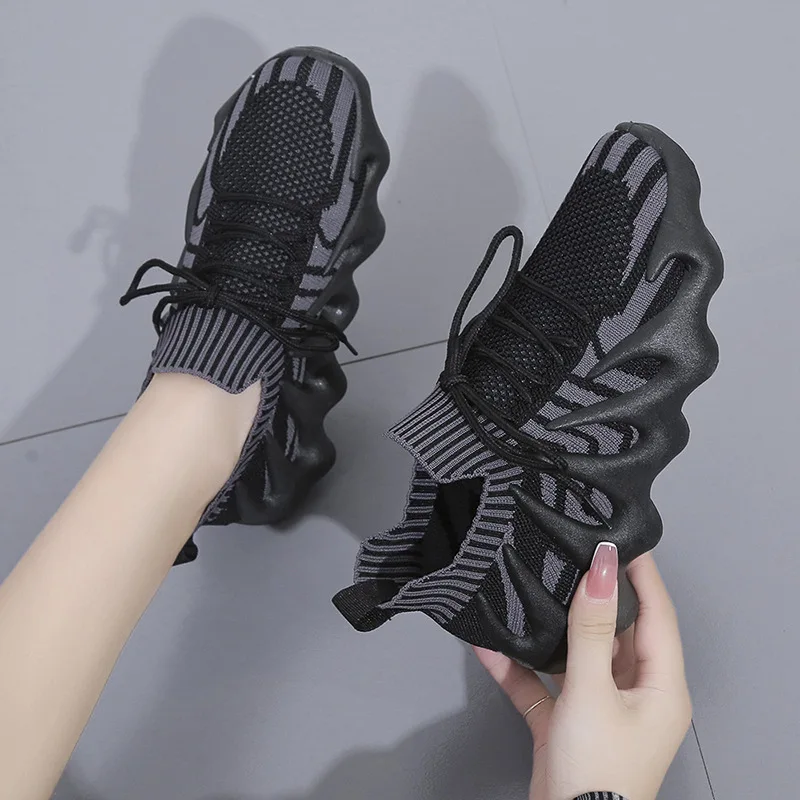 Octopus Knitted Run Sneakers Women's Large Size Soft Bottom Flying Knitted Coconut Sports Casual Round Head Shoes Spring Autumn
Octopus Knitted Run Sneakers Women's Large Size Soft Bottom Flying Knitted Coconut Sports Casual Round Head Shoes Spring Autumn