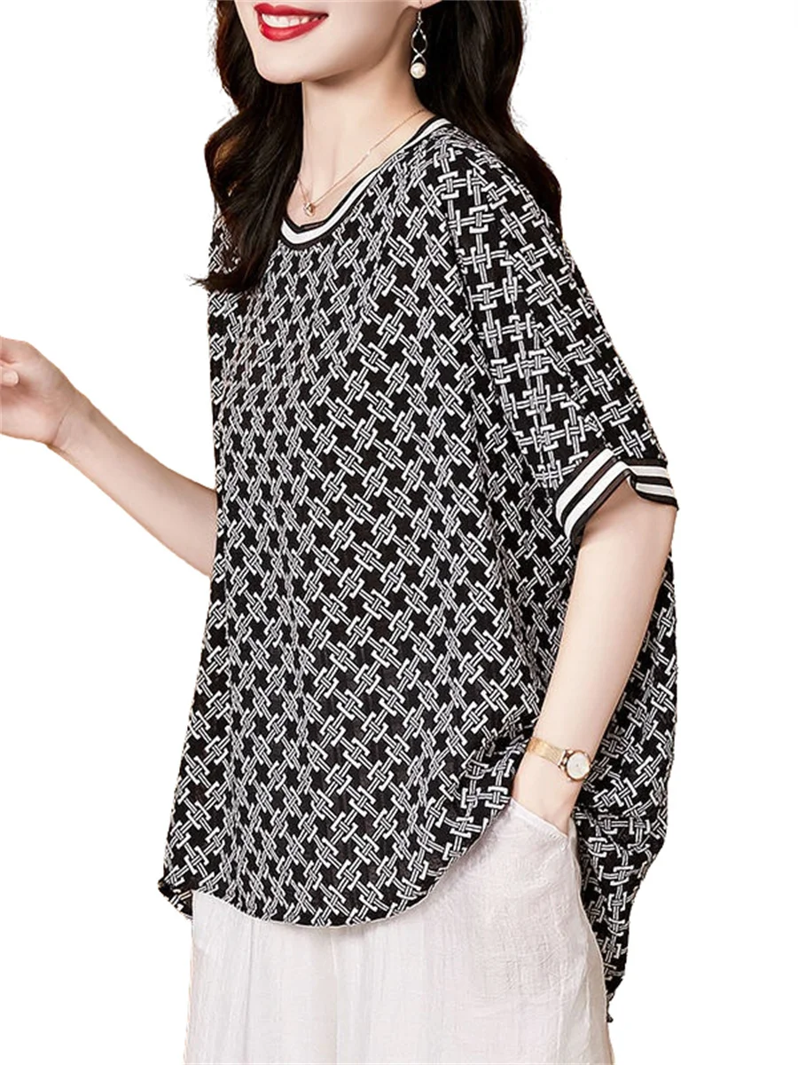 Loose Women Spring Summer Blouses Shirts Lady Fashion Casual Short Sleeve O-Neck Collar Stripe Blusas Tops WY0585
Loose Women Spring Summer Blouses Shirts Lady Fashion Casual Short Sleeve O-Neck Collar Stripe Blusas Tops WY0585