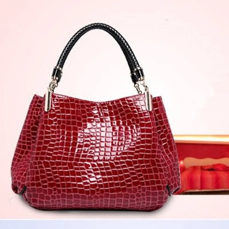 

Новая женская сумка в европейском и американском стиле с крокодиловым узором, трендовая сумка из лакированной кожи, Женская Диагональная С...