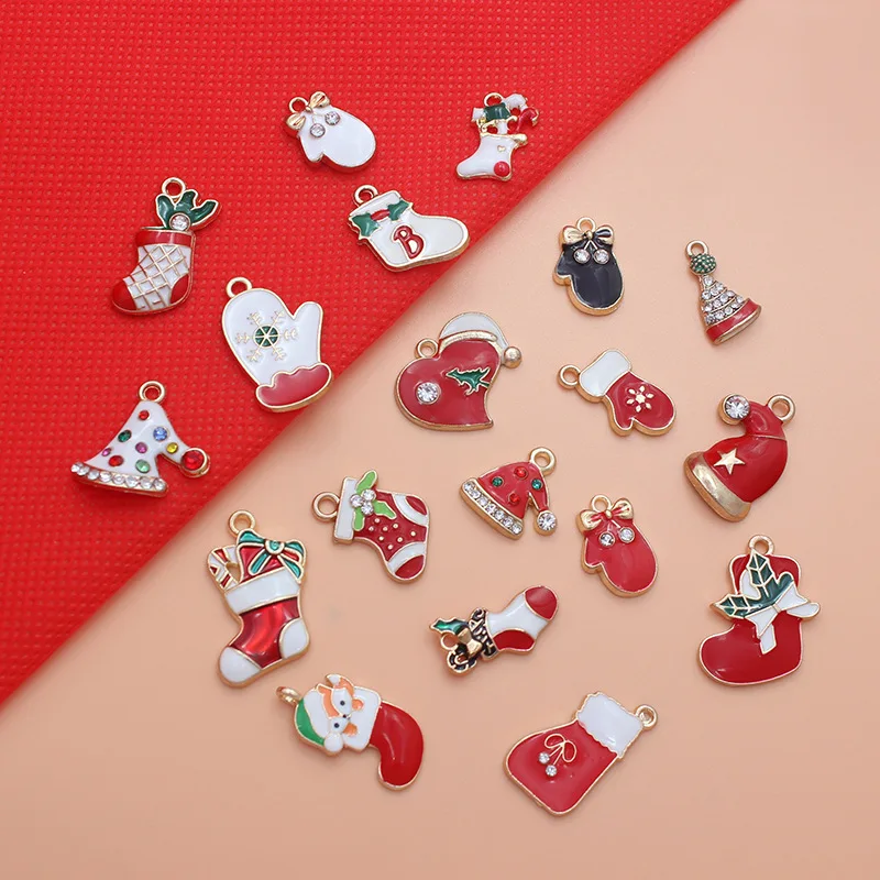 10pcs New Crystal Christmas Mittens Socks Hats Charm DIY Accessory Earrings Necklace Handcrafts Keychain Jewelry Making Findings
10pcs New Crystal Christmas Mittens Socks Hats Charm DIY Accessory Earrings Necklace Handcrafts Keychain Jewelry Making Findings