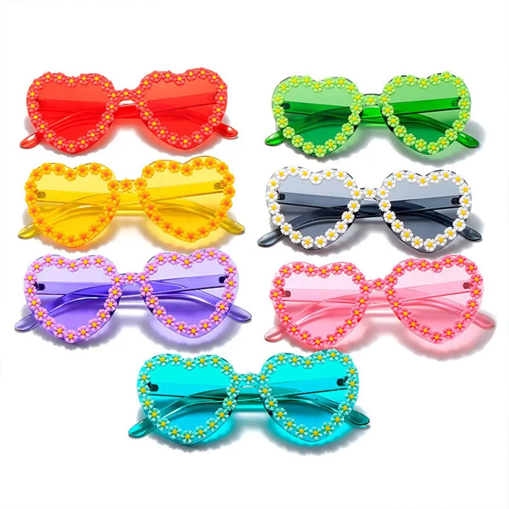 Vintage Fashion Clout Goggle Love Heart Sunglasses Heart-Shaped Sunglasses UV400 Protection Eyewear Daisy Sunglasses
Vintage Fashion Clout Goggle Love Heart Sunglasses Heart-Shaped Sunglasses UV400 Protection Eyewear Daisy Sunglasses