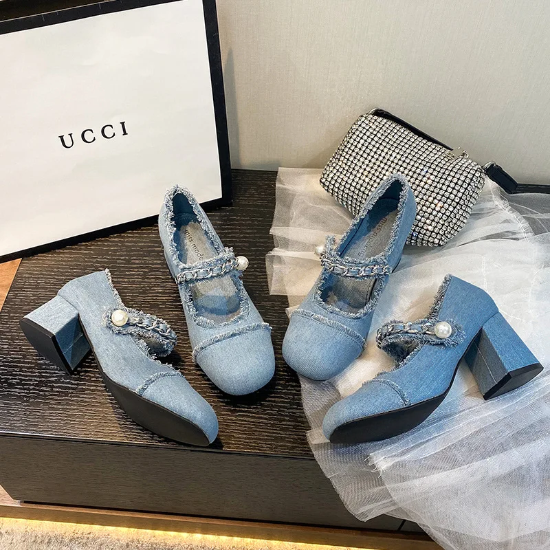 IPPEUM Mary Jane Women Denim Pumps 2023 New In Block Heel Blue Designer Sandals y2k Style Sandalias De Mujer Brand Dupes Shoes
IPPEUM Mary Jane Women Denim Pumps 2023 New In Block Heel Blue Designer Sandals y2k Style Sandalias De Mujer Brand Dupes Shoes