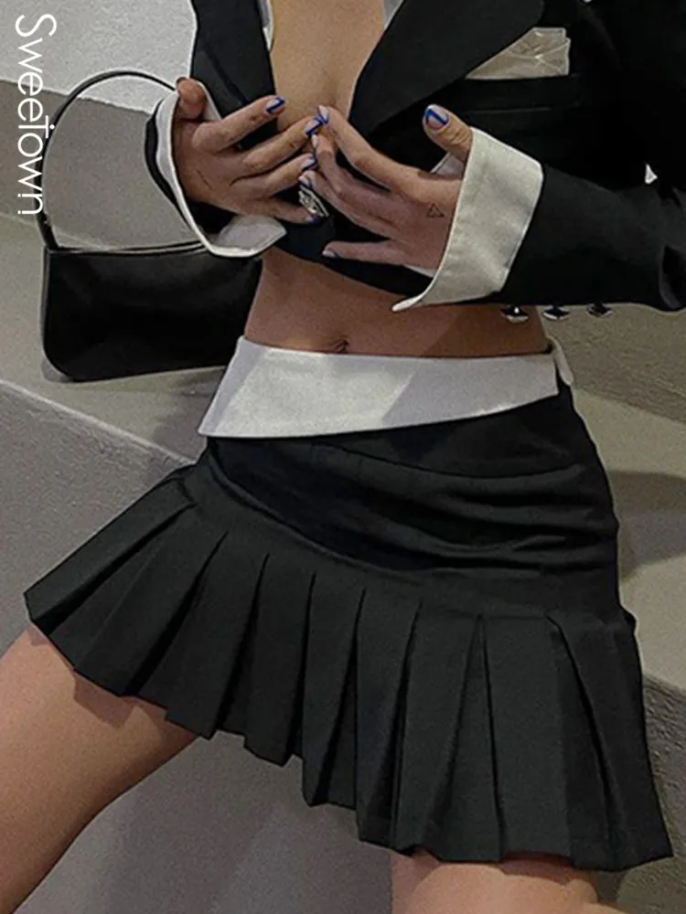 Sweetown Korean Fashion Black Pleated Skirts Womens Unique Design Contrast Fold Waist Preppy Style Streetwear Mini Skirt
Sweetown Korean Fashion Black Pleated Skirts Womens Unique Design Contrast Fold Waist Preppy Style Streetwear Mini Skirt