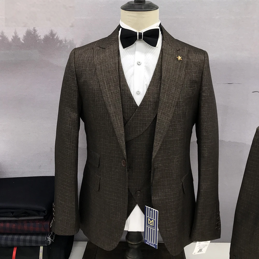 Men Suit Jacket Vest Pants Three Piece Peaked Lapel Single Breasted Formal Business Wedding Party Groomsmen Luxury Slim Fit 2023
Men Suit Jacket Vest Pants Three Piece Peaked Lapel Single Breasted Formal Business Wedding Party Groomsmen Luxury Slim Fit 2023