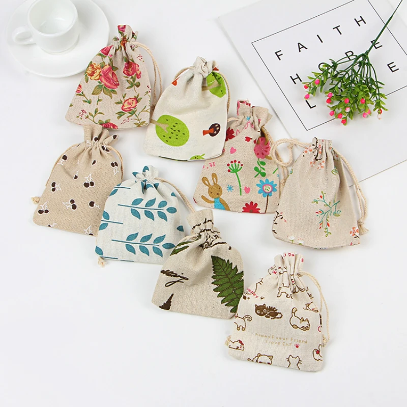 50pcs/lot Cotton Burlap printing Drawstring Bags for Necklace Jewelry Gift Display bag festival Candy Gift Packing Reusable Bags
50pcs/lot Cotton Burlap printing Drawstring Bags for Necklace Jewelry Gift Display bag festival Candy Gift Packing Reusable Bags