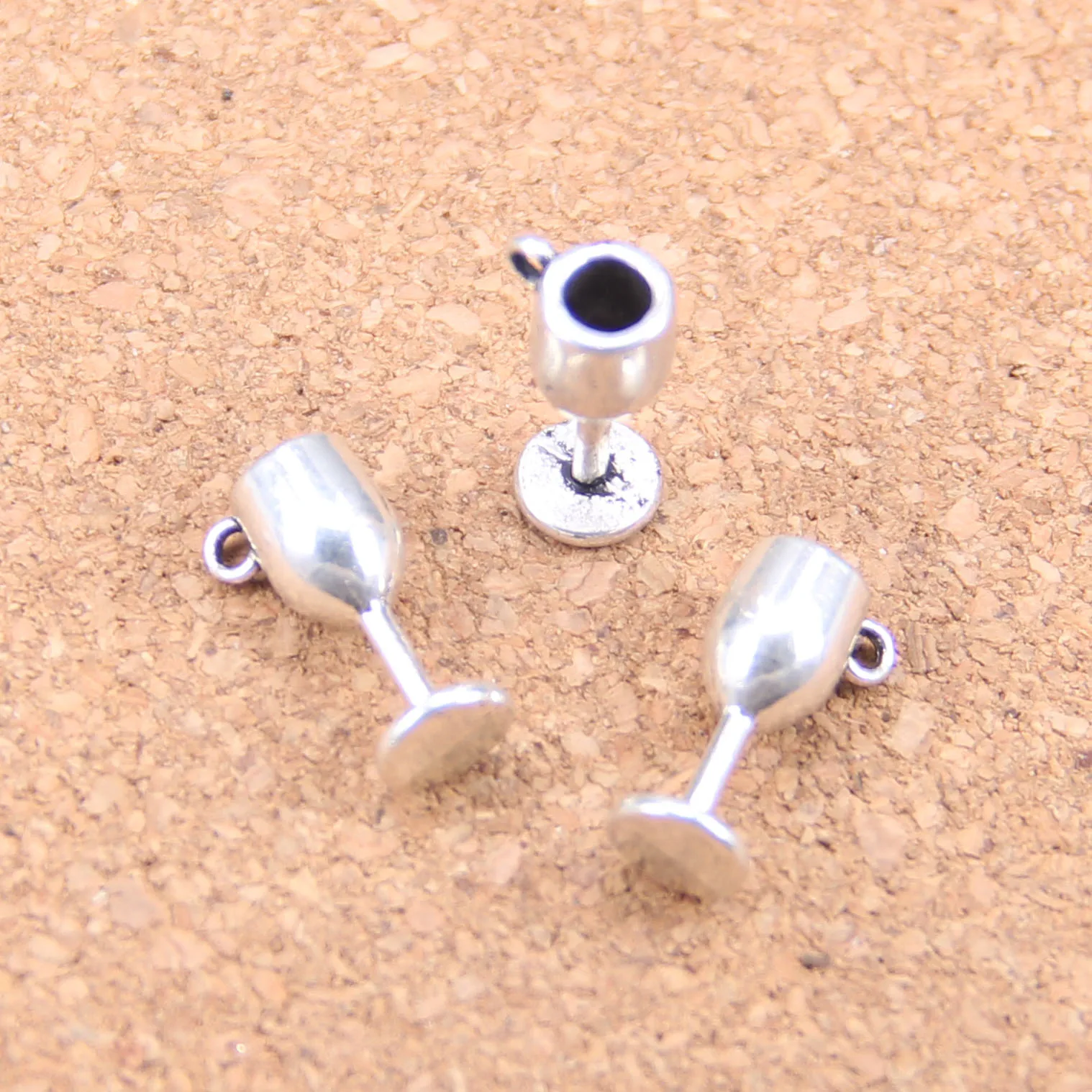 106pcs Charms wine glasses 15x6x6mm Antique Pendants,Vintage Tibetan Silver Jewelry,DIY for bracelet necklace
106pcs Charms wine glasses 15x6x6mm Antique Pendants,Vintage Tibetan Silver Jewelry,DIY for bracelet necklace