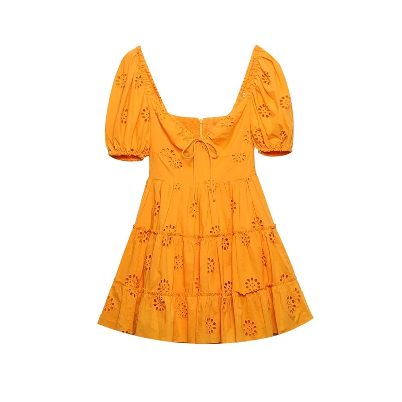Women's Summer New French Sweet Hollow Embroidered Puff Sleeves Waist Lace-Up Dress
Women's Summer New French Sweet Hollow Embroidered Puff Sleeves Waist Lace-Up Dress