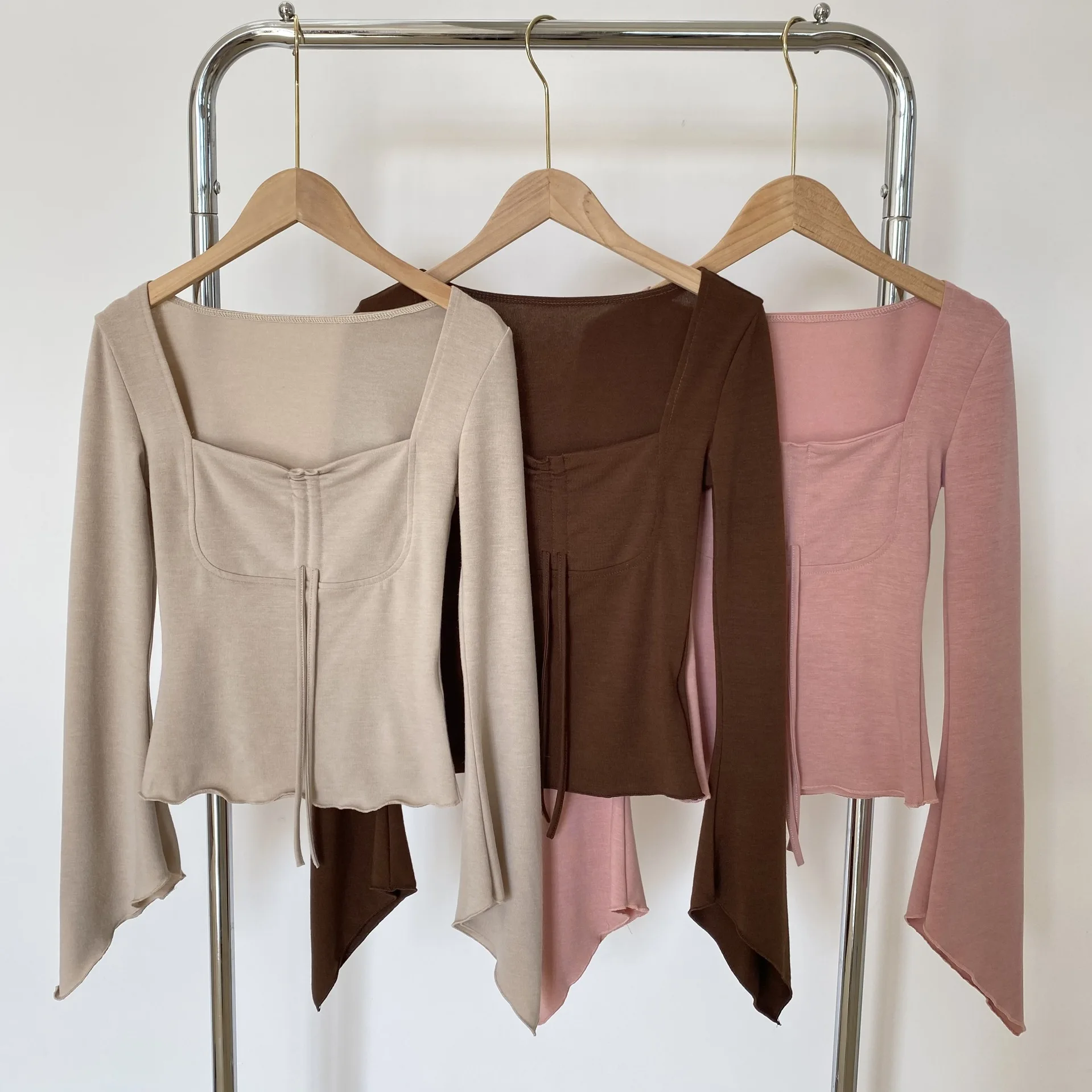 Women's Elegant Square Neck Long Sleeve Slim T Shirt Spring Autumn Solid Color T-shirt Sweet Basic Tee Top
Women's Elegant Square Neck Long Sleeve Slim T Shirt Spring Autumn Solid Color T-shirt Sweet Basic Tee Top