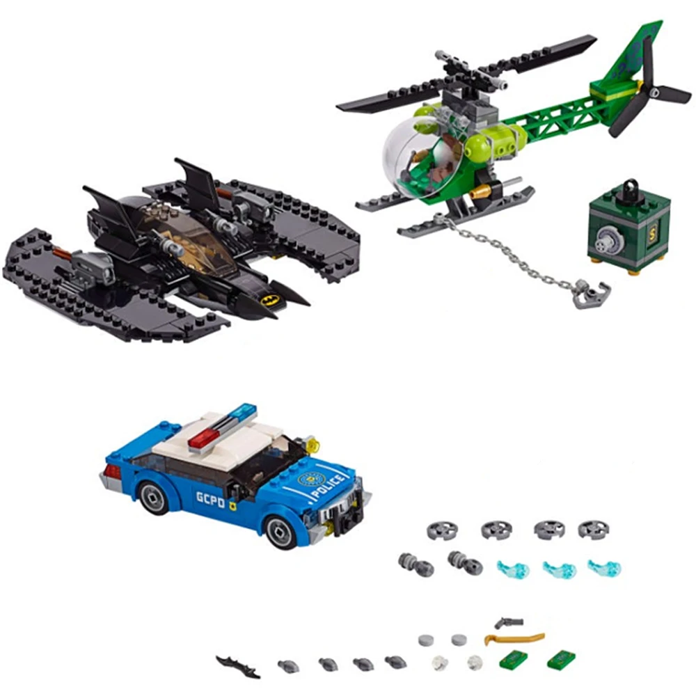 Superheroes Batwing and The Riddler Heist Vehicle Helicopter Figures Building Blocks Sets Classic Movie Model Bricks Toys Kids
Superheroes Batwing and The Riddler Heist Vehicle Helicopter Figures Building Blocks Sets Classic Movie Model Bricks Toys Kids