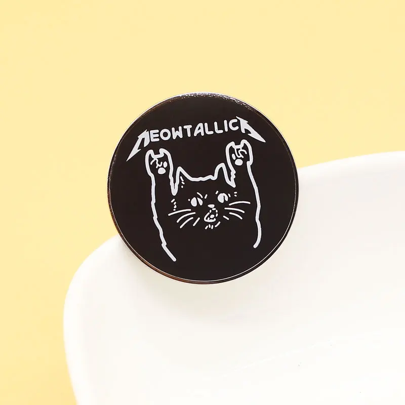 XM-funny Retro rock music cartoon brooches gothic band cat metal badges round pins fun accessories
XM-funny Retro rock music cartoon brooches gothic band cat metal badges round pins fun accessories