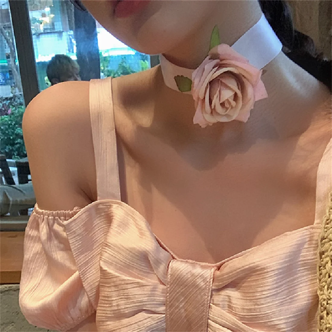 

Nice Clavicular Chain 3D Rose Romantic Fashion Elegant Hair Accessories Headwear Necklace Choker Necklace Wear Hair Streamers
