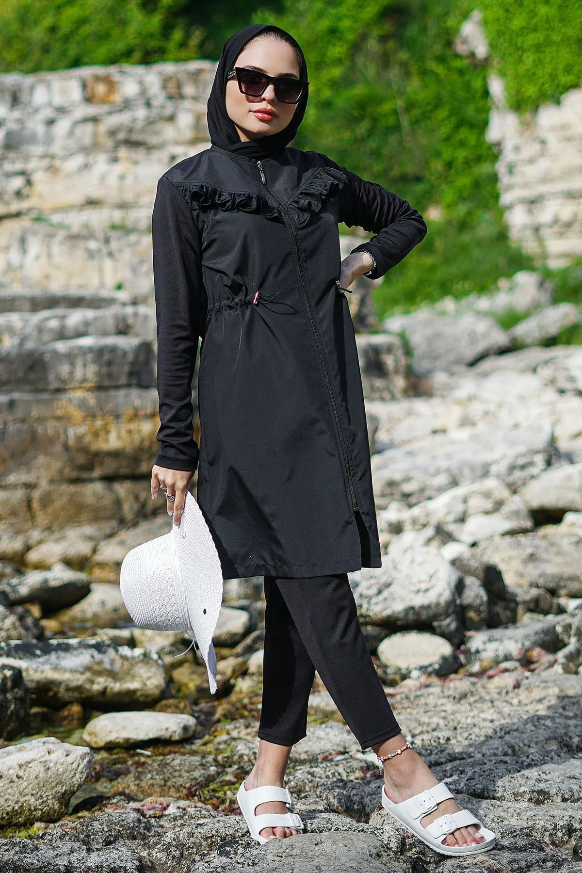 Muslim Burkinis Black Tassel Detailed Fully Covered Short 2 Psc. Set Swimwear Modest Summer Clothing Hijab Sport Swimsuit
Muslim Burkinis Black Tassel Detailed Fully Covered Short 2 Psc. Set Swimwear Modest Summer Clothing Hijab Sport Swimsuit