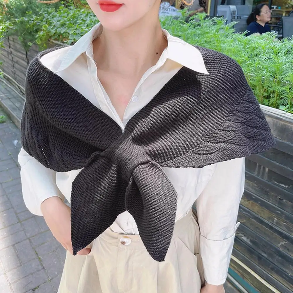 Women Shawl Short Soft Fabric Anti-pilling Loose Solid Color Knitted Sunscreen Open Stitch Air Conditioner Shawl for Home Wear
Women Shawl Short Soft Fabric Anti-pilling Loose Solid Color Knitted Sunscreen Open Stitch Air Conditioner Shawl for Home Wear
