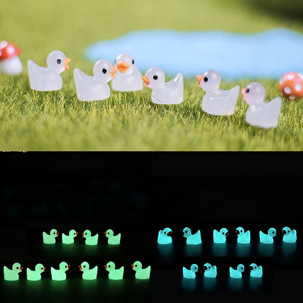 10PCS Cute Mini Luminous Resin Ducks Ornament Glow In The Dark Miniature Figures Tiny Duck Micro Landscape Dollhouse Decoration
10PCS Cute Mini Luminous Resin Ducks Ornament Glow In The Dark Miniature Figures Tiny Duck Micro Landscape Dollhouse Decoration