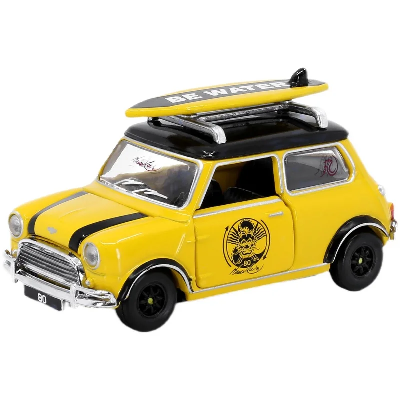 

Die Cast 1:50 Scale Bruce Lee Mini Cooper Mk1 Alloy Car Kids Toy Static Model Metal Ornament Friends Gift Collectibles Souvenirs