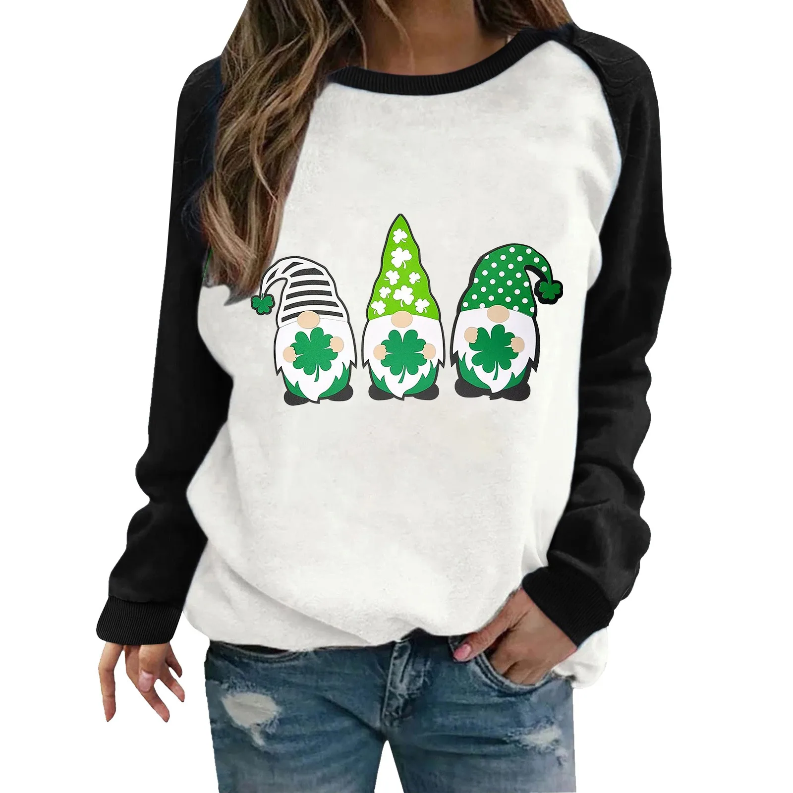 Crewneck Long Sleeve Casual Wear Pullover Sweatshirts Festive Printed Sweatshirt For Women Fleece Warm up Women
Crewneck Long Sleeve Casual Wear Pullover Sweatshirts Festive Printed Sweatshirt For Women Fleece Warm up Women