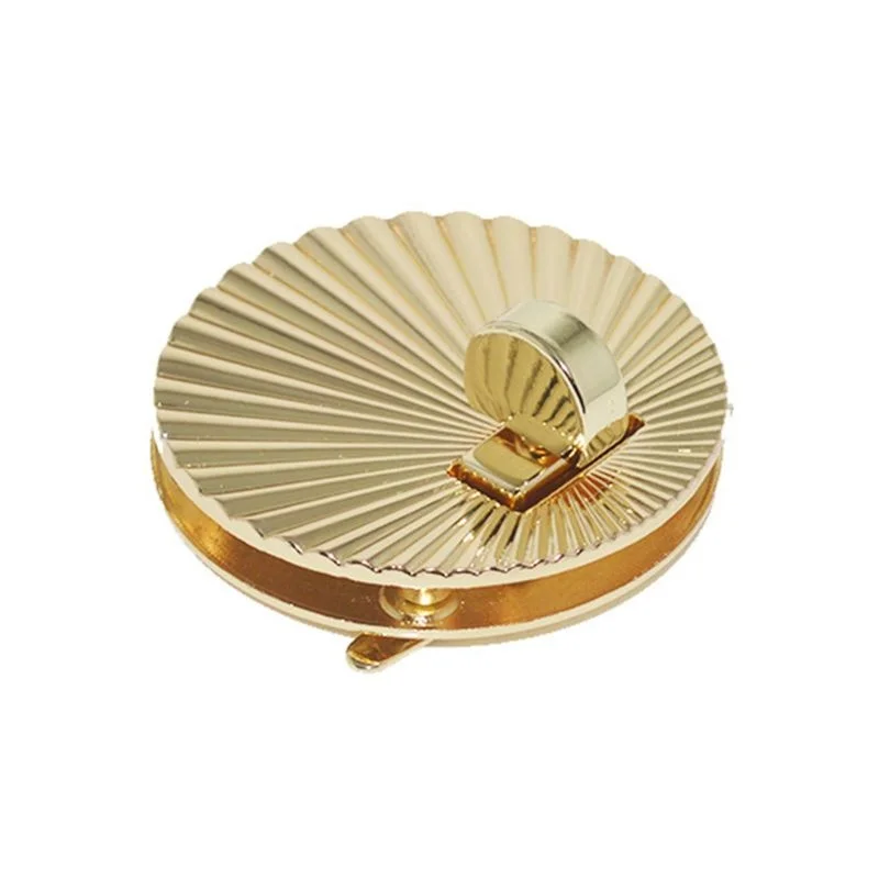 High Quality Fan Shell Shape Clasp Lock Metal Hardware For DIY Handbag Shoulder Bag Purse
High Quality Fan Shell Shape Clasp Lock Metal Hardware For DIY Handbag Shoulder Bag Purse