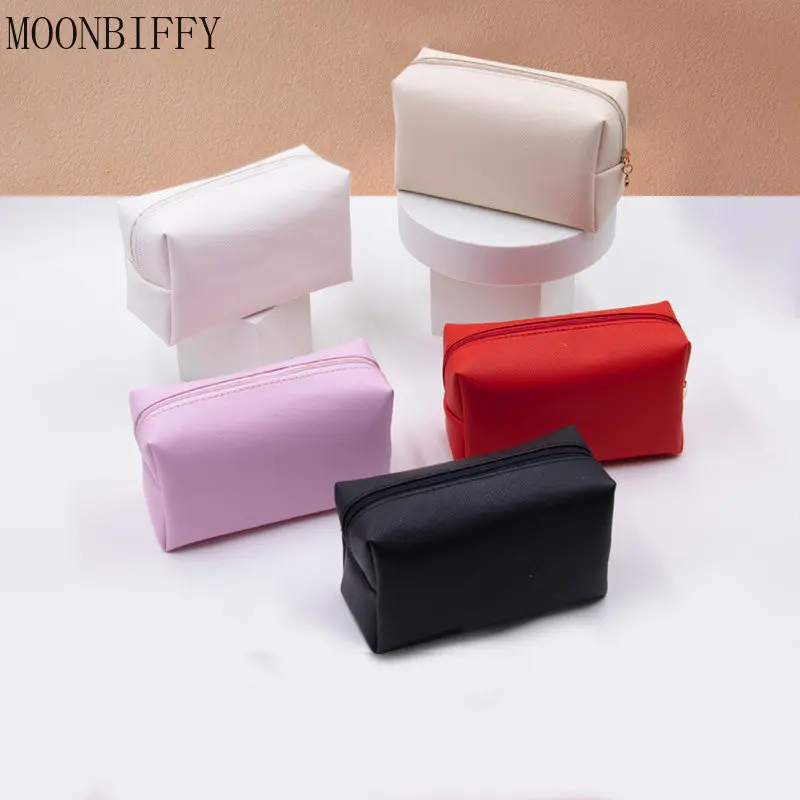 Women Travel Makeup Bags PU Leather Make Up Pouch Travel Wash Toiletry Organizer Purse Portable Cosmetic Bag Storage Handbag
Women Travel Makeup Bags PU Leather Make Up Pouch Travel Wash Toiletry Organizer Purse Portable Cosmetic Bag Storage Handbag